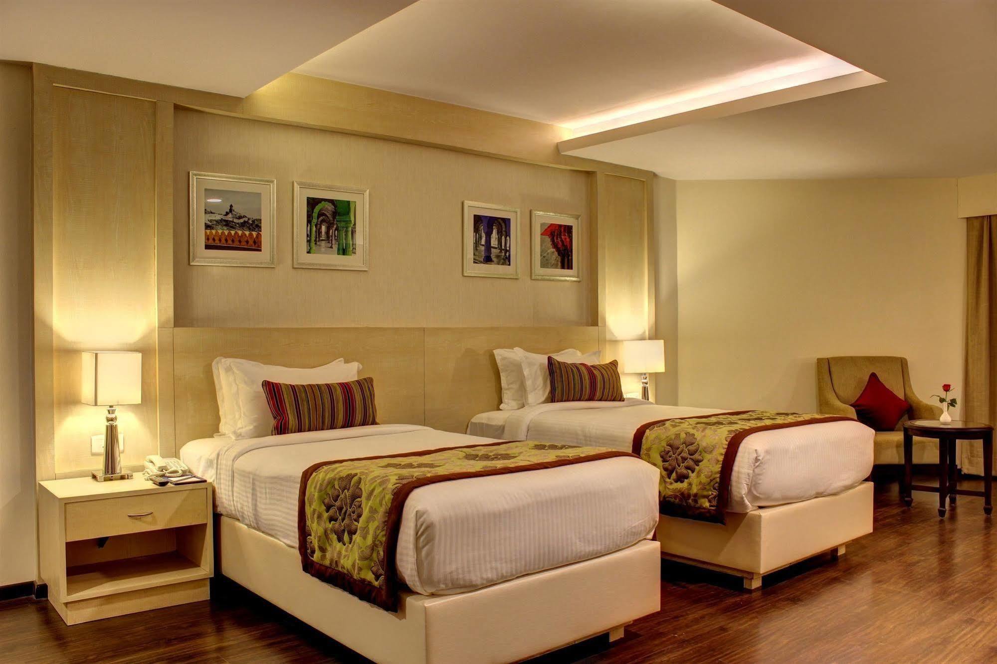 Golden Tulip Jaipur Otel Dış mekan fotoğraf